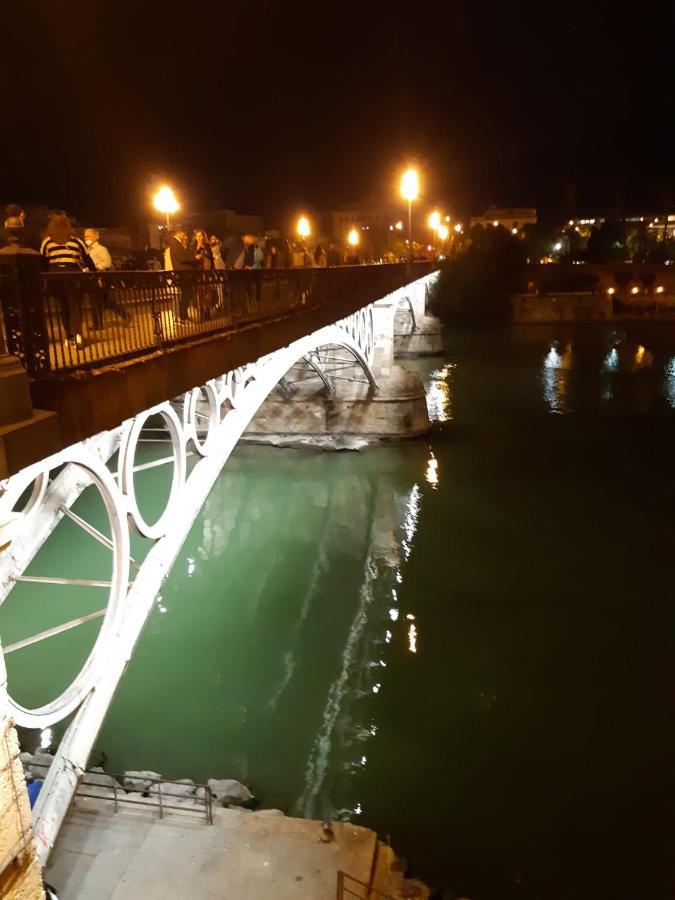 Acogedor En Pleno Corazón De Triana Sevilla